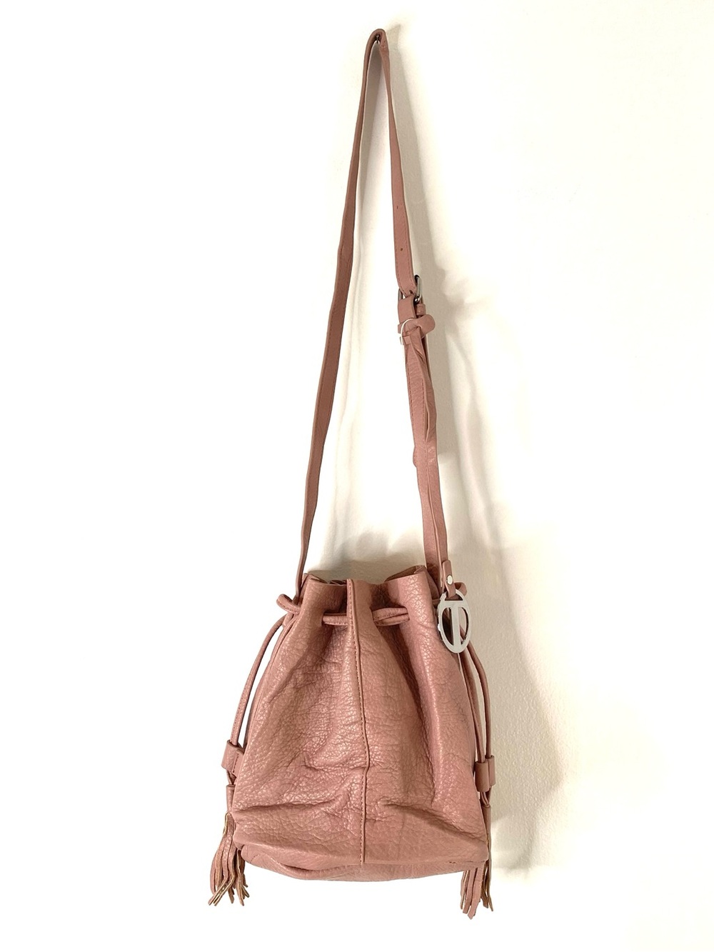 Tata Italia Dusty Rose Faux Leather Tassel Bucket Crossbody Bag NWOT